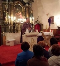 Petstotinjak vjernika na cjelodnevnom križnom putu Jastrebarskog dekanata